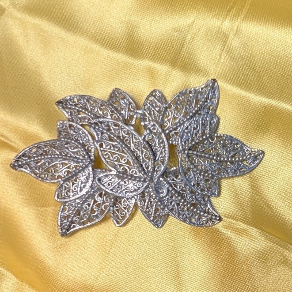 Hand Spun Filigree Vintage Broach
